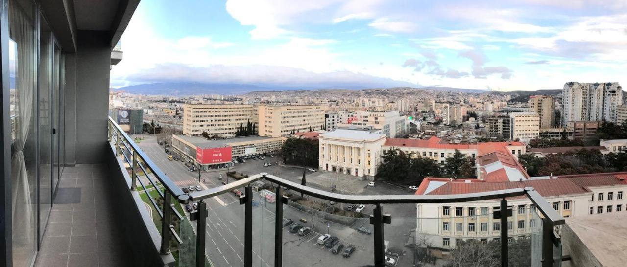 Ameri Plaza Green Apartments Tbilisi Bagian luar foto