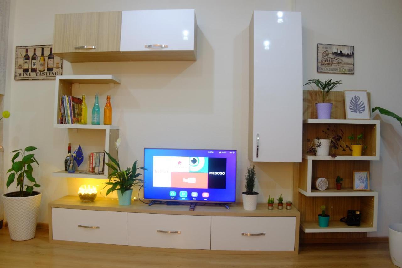 Ameri Plaza Green Apartments Tbilisi Bagian luar foto